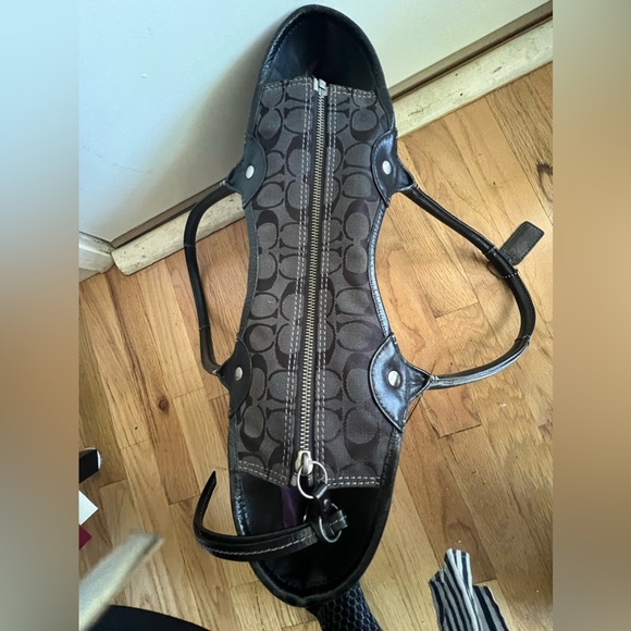 Coach Bags - Picture 6 of 9